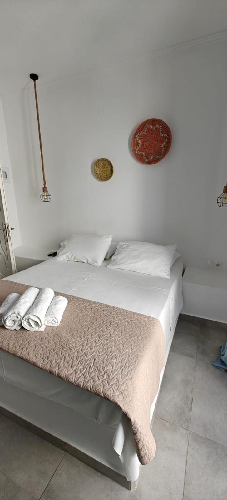 Joannes Vacation Rooms Adamantas  Exteriör bild
