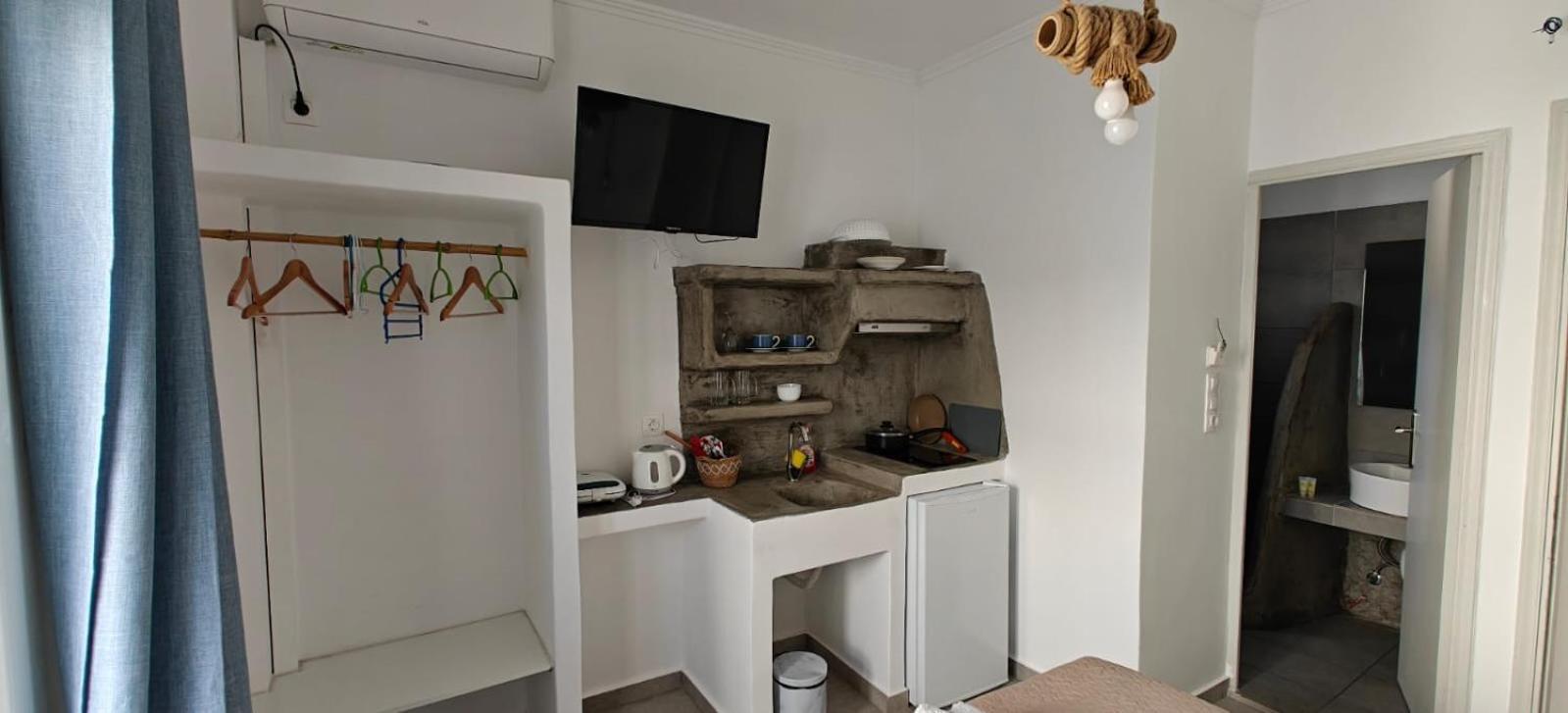 Joannes Vacation Rooms Adamantas  Exteriör bild