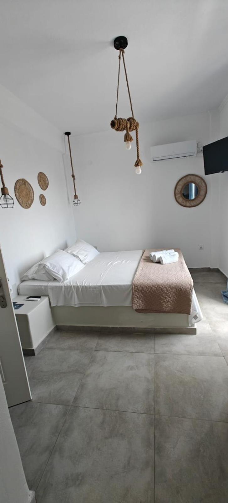 Joannes Vacation Rooms Adamantas  Exteriör bild