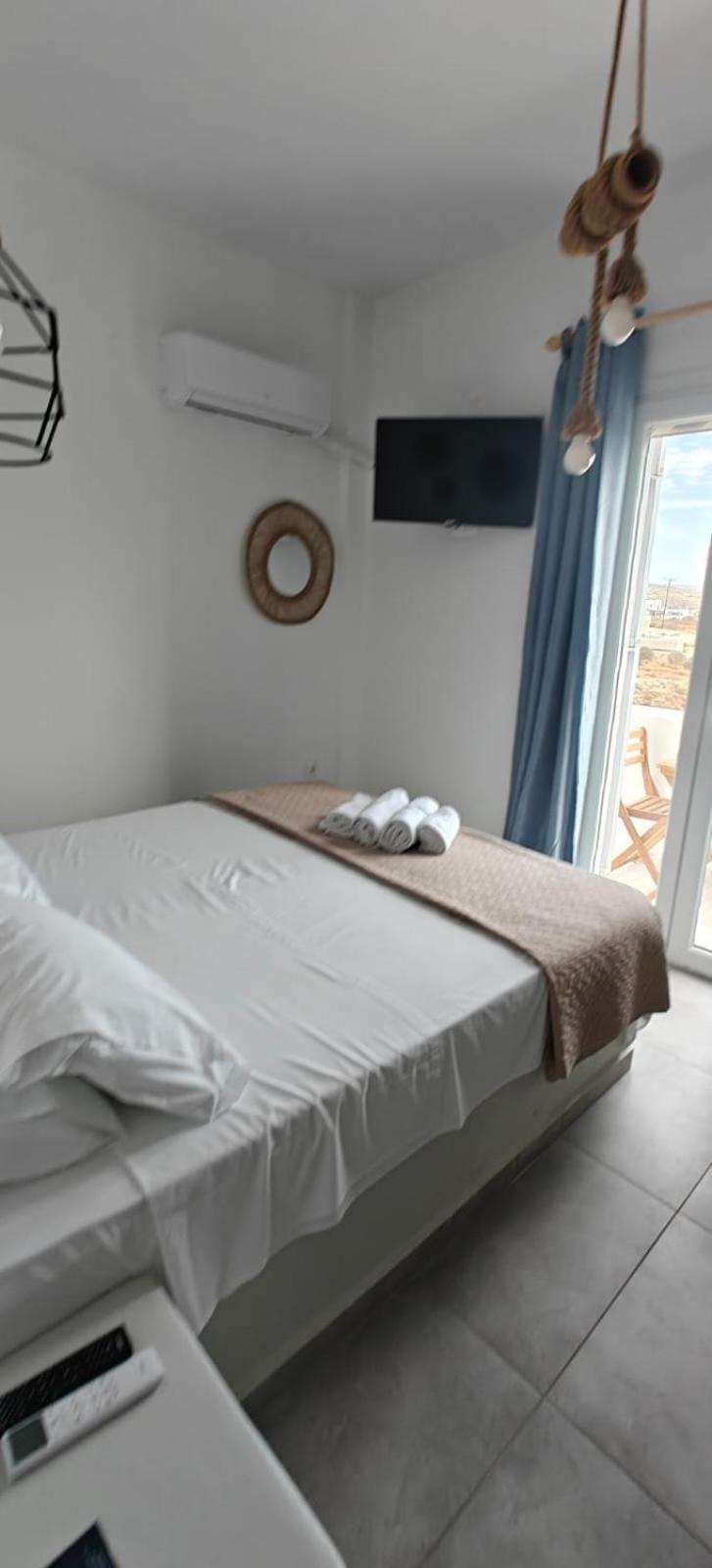 Joannes Vacation Rooms Adamantas  Exteriör bild