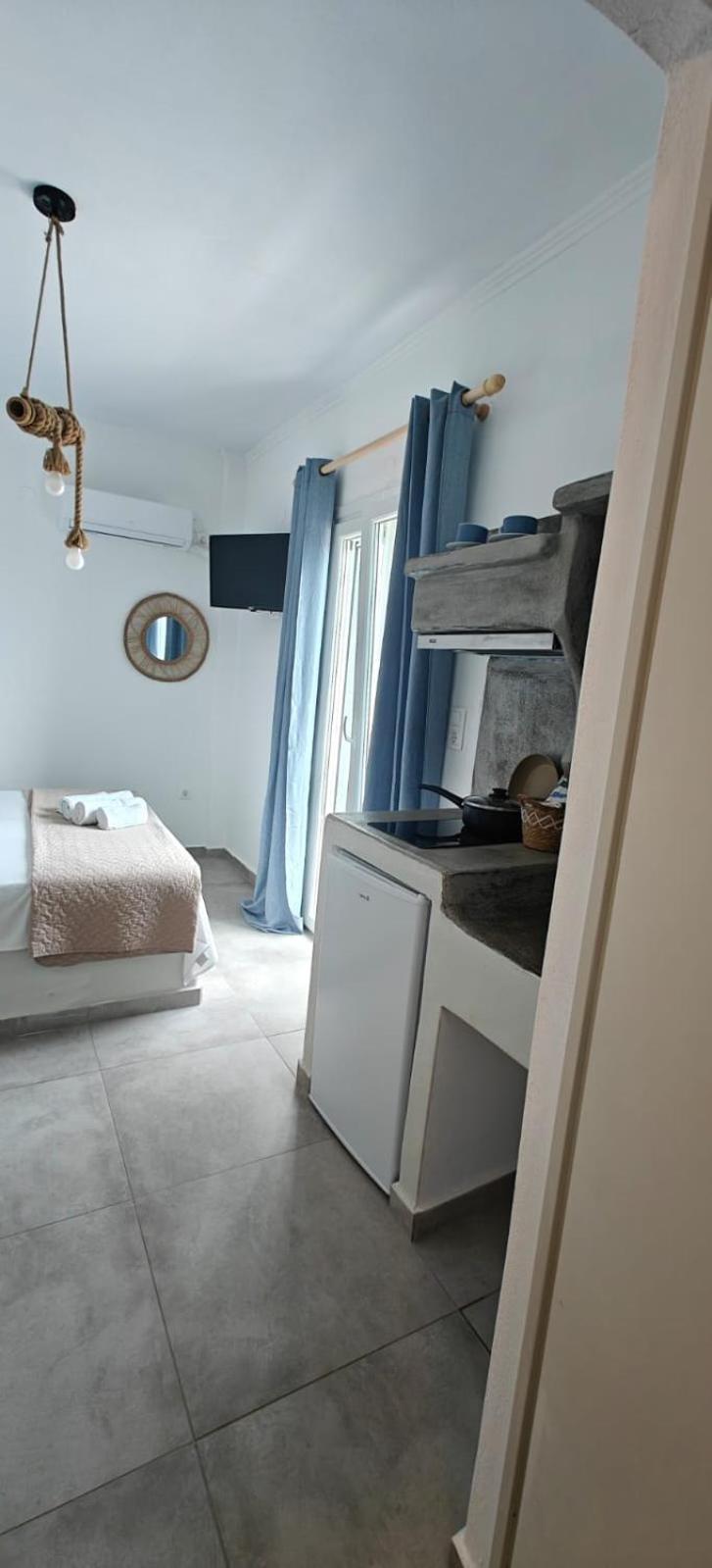Joannes Vacation Rooms Adamantas  Exteriör bild